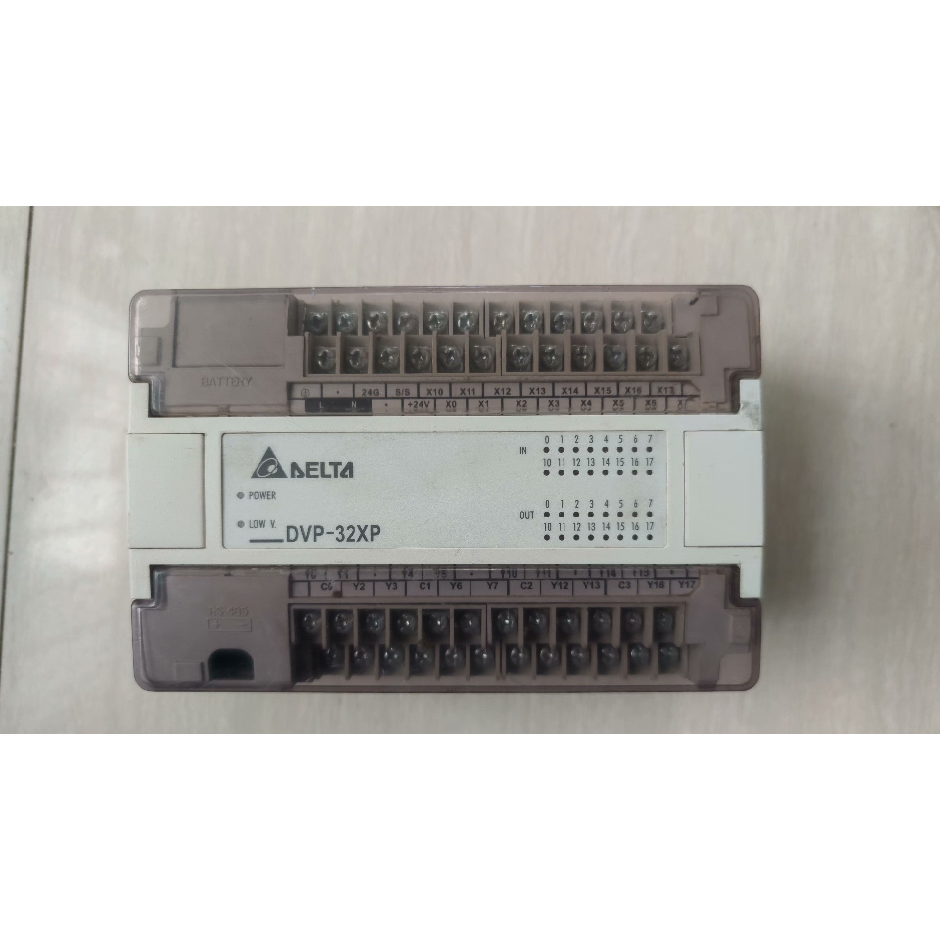 台达PLC扩展模块DVP32XP00R成色实物图,功能正常0