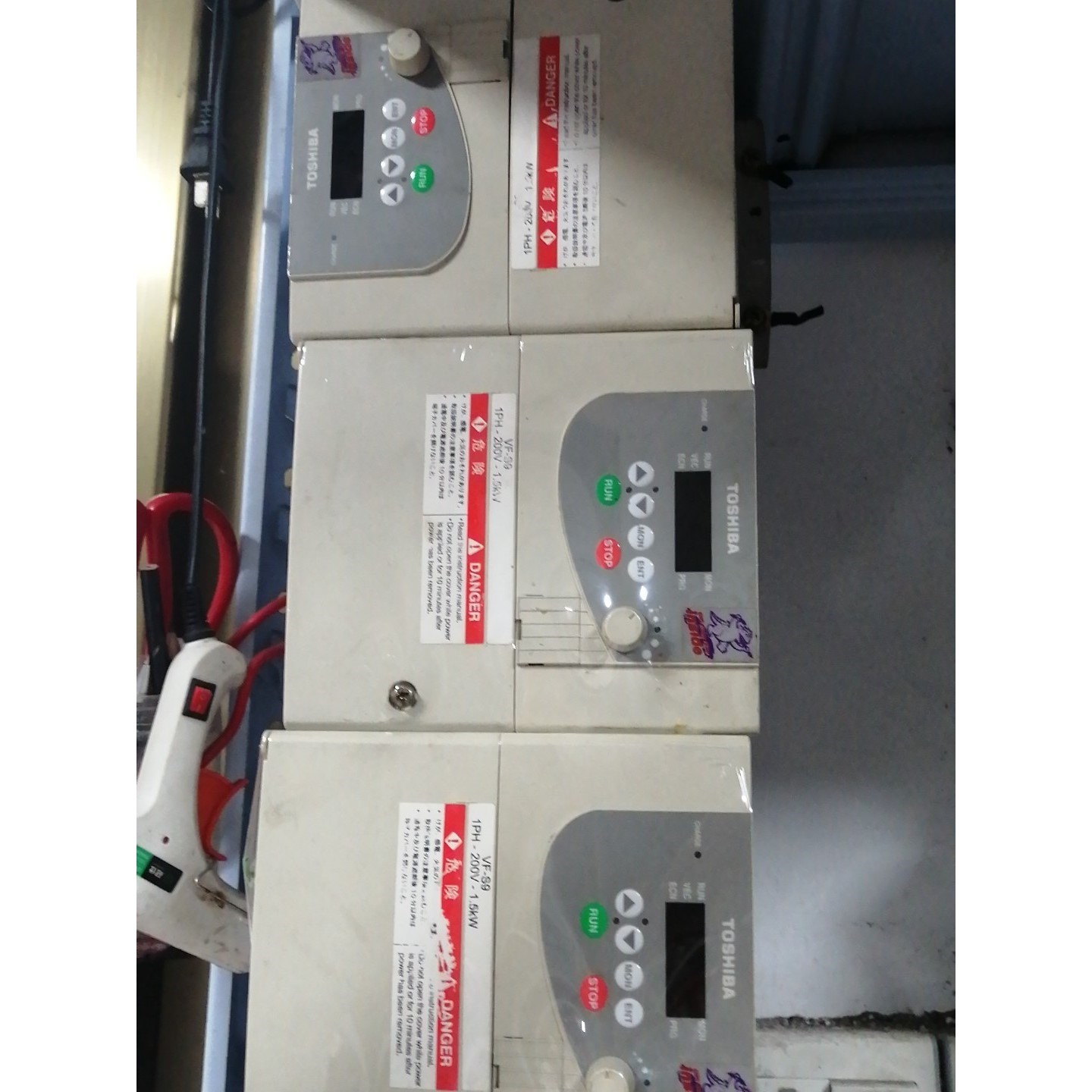 变频器VFS9S-2015PL-WN(1)1.5KW