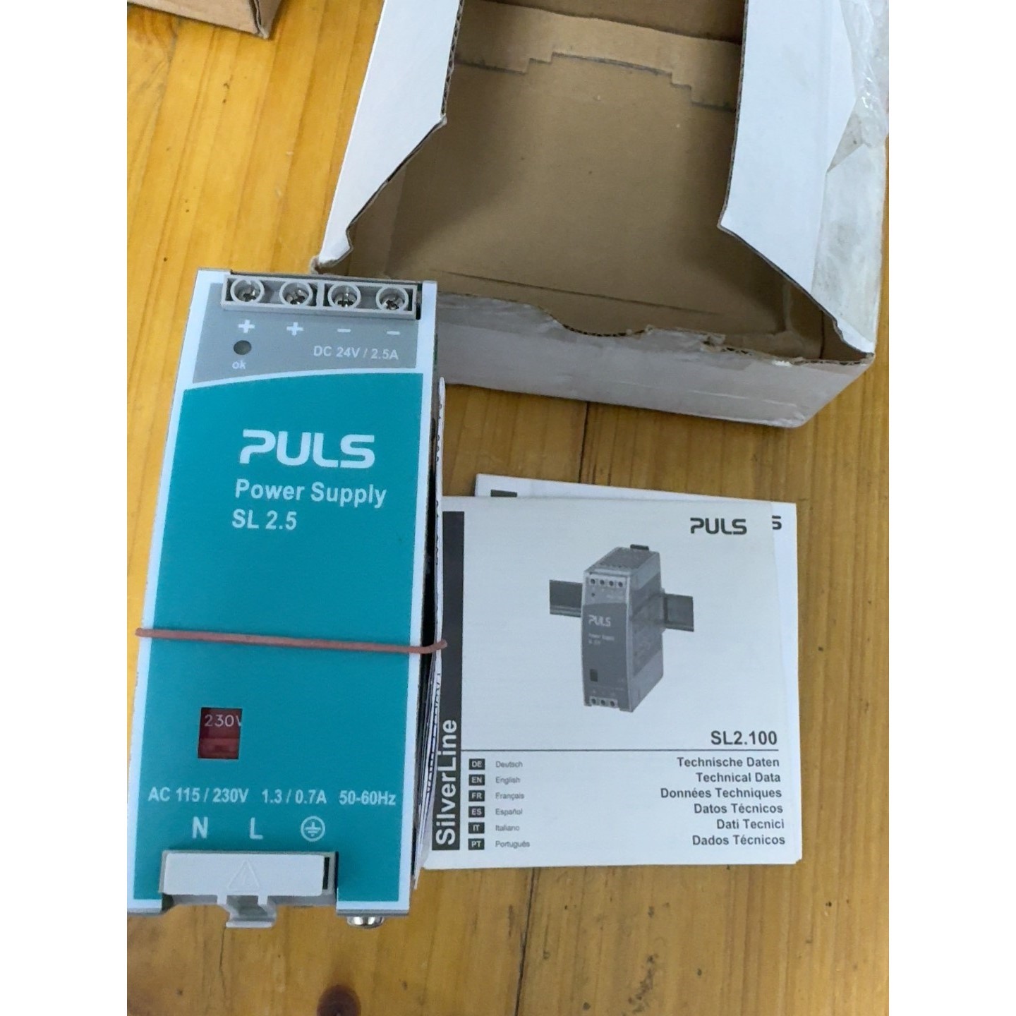 德国PULS普尔世SL2.100电源,全新原装,24V输出,