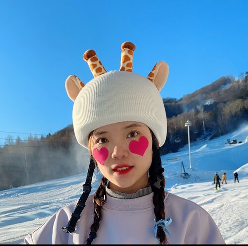 长颈鹿滑雪头盔套滑雪个性头盔雪盔装饰套电动车头盔帽子可爱公仔