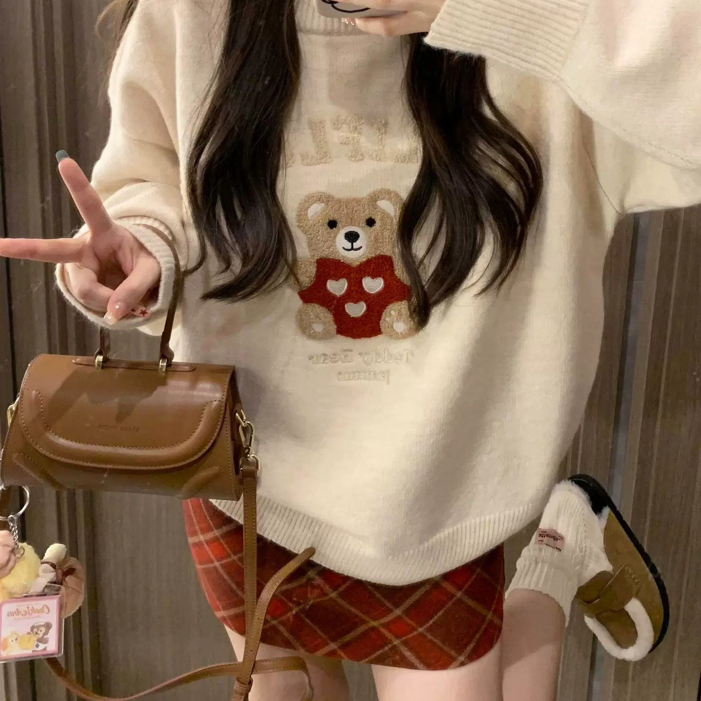 DGKP秋冬复古毛巾绣小熊套头毛衣女宽松慵懒风圆领针织打底衫上衣