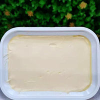 Danish Silvercorp Spread Bread Yellow Butter LURPAK Slightly Salted Butter thumbnail 7