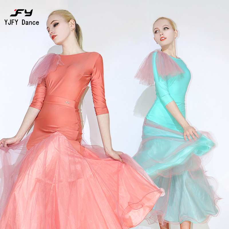 又见梵羽摩登服套装分开也百搭