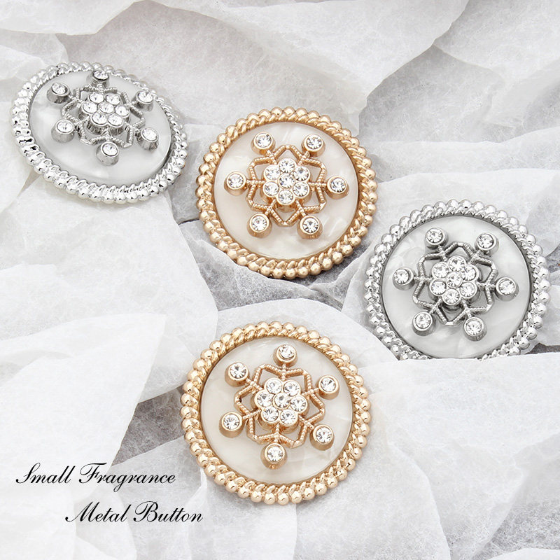 捷尔伦小香风镶钻雪花金属纽扣
