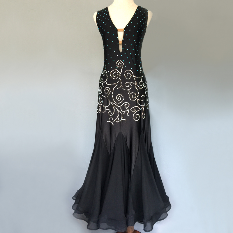 新款拉丁舞表演服拉丁舞专业比赛服成人少儿拉丁舞比赛演出服J26