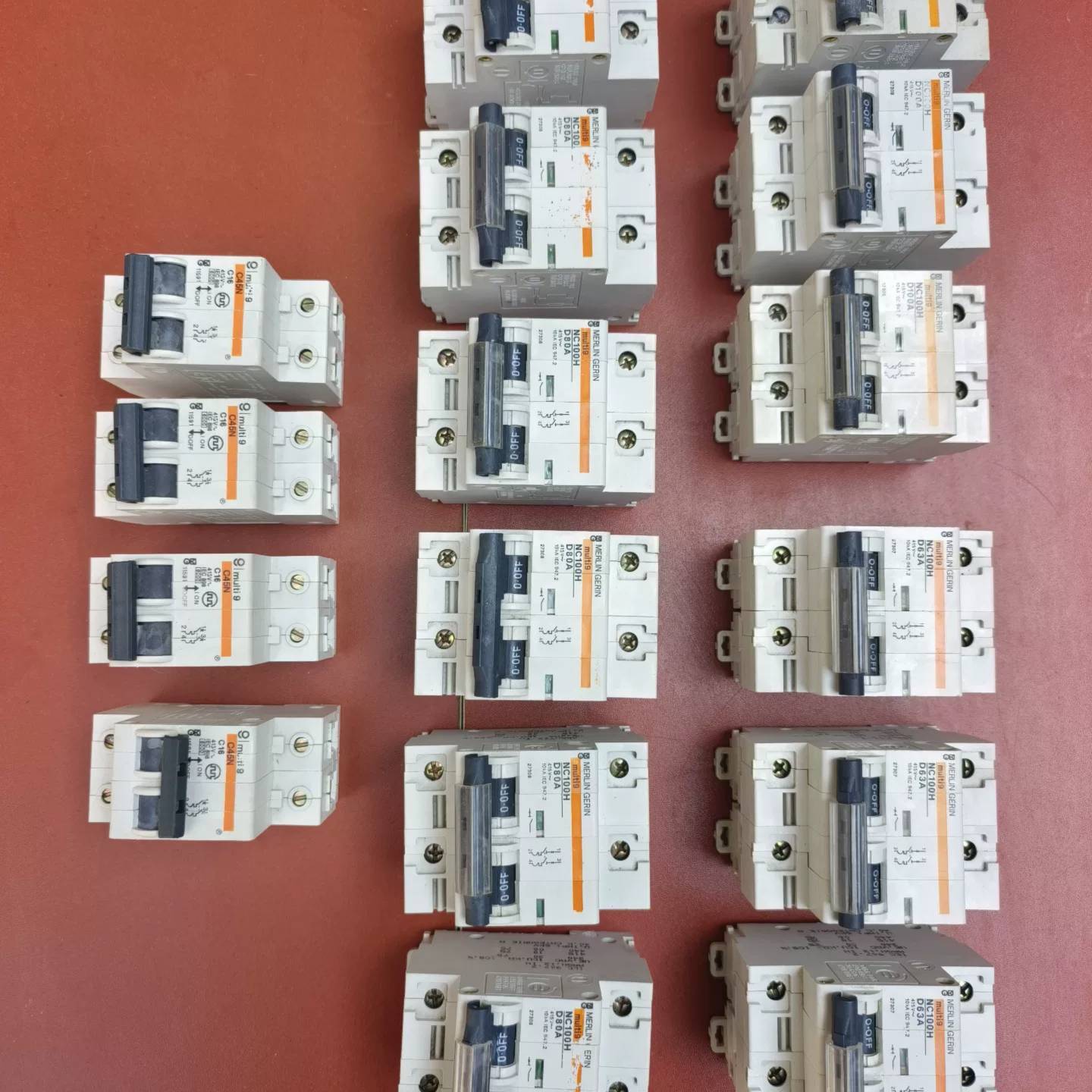 可维修梅兰日兰2P100A断路器,议价