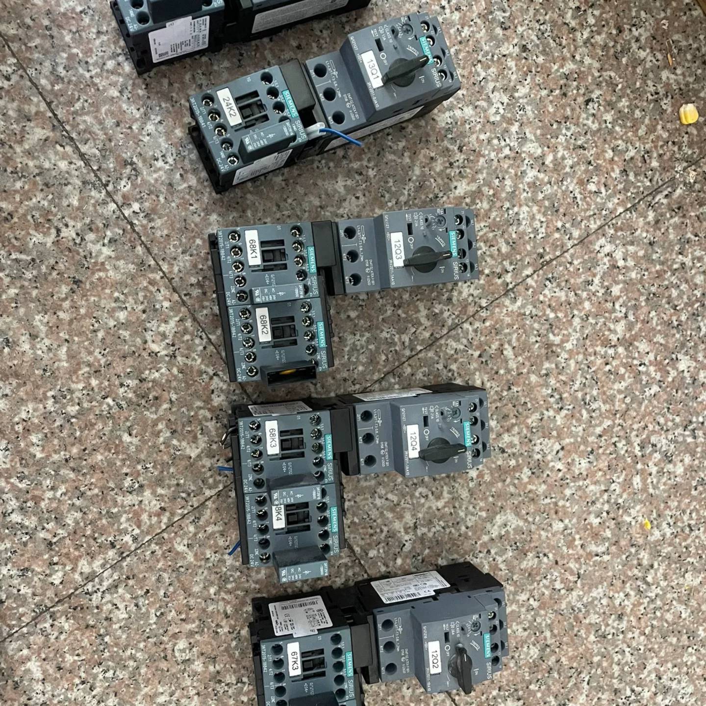 可维修西门子进口断路器组合启动器 3RV2011-1AA1议价