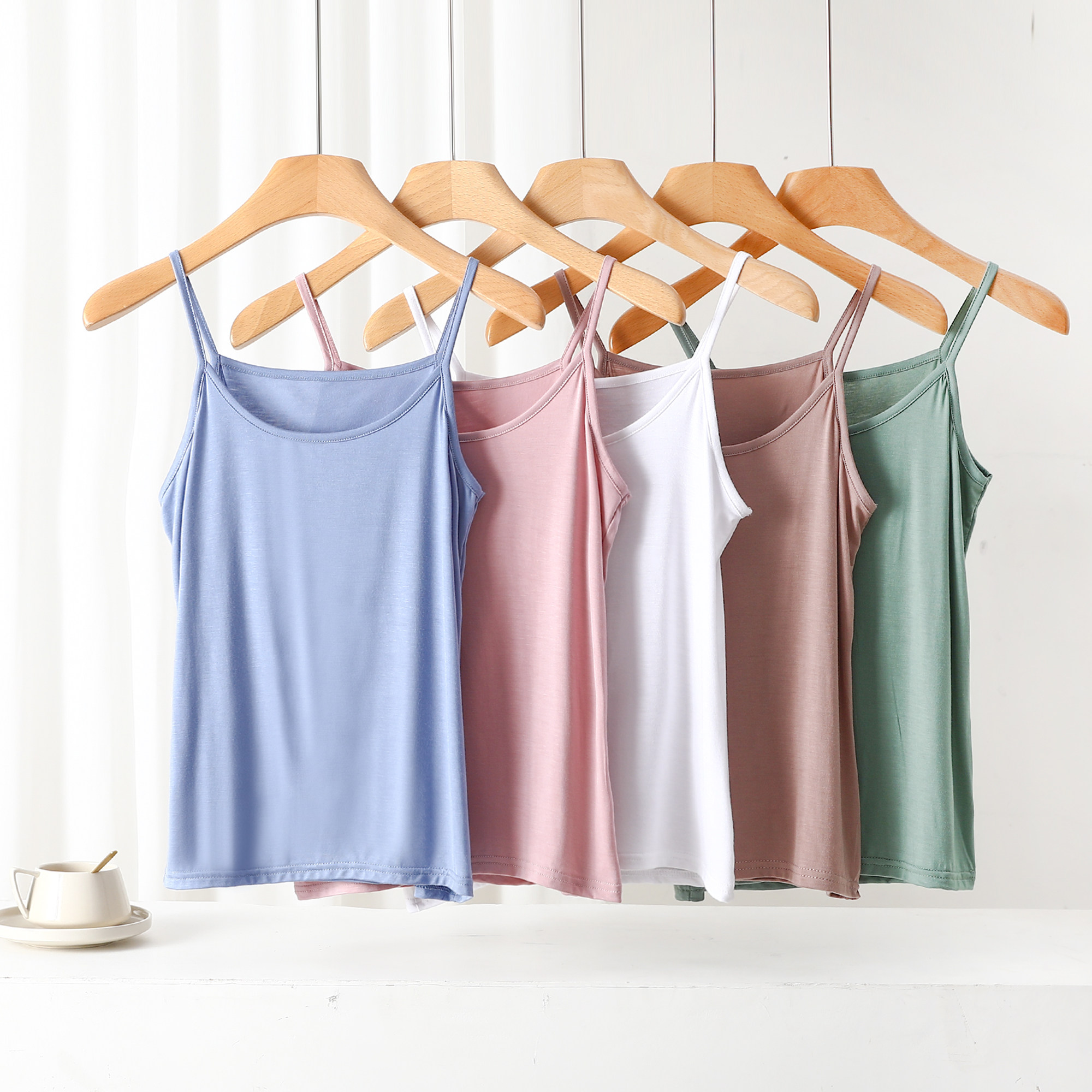 莫代尔小吊带背心女内搭夏季短款性感黑白色大码打底衫薄百搭上衣