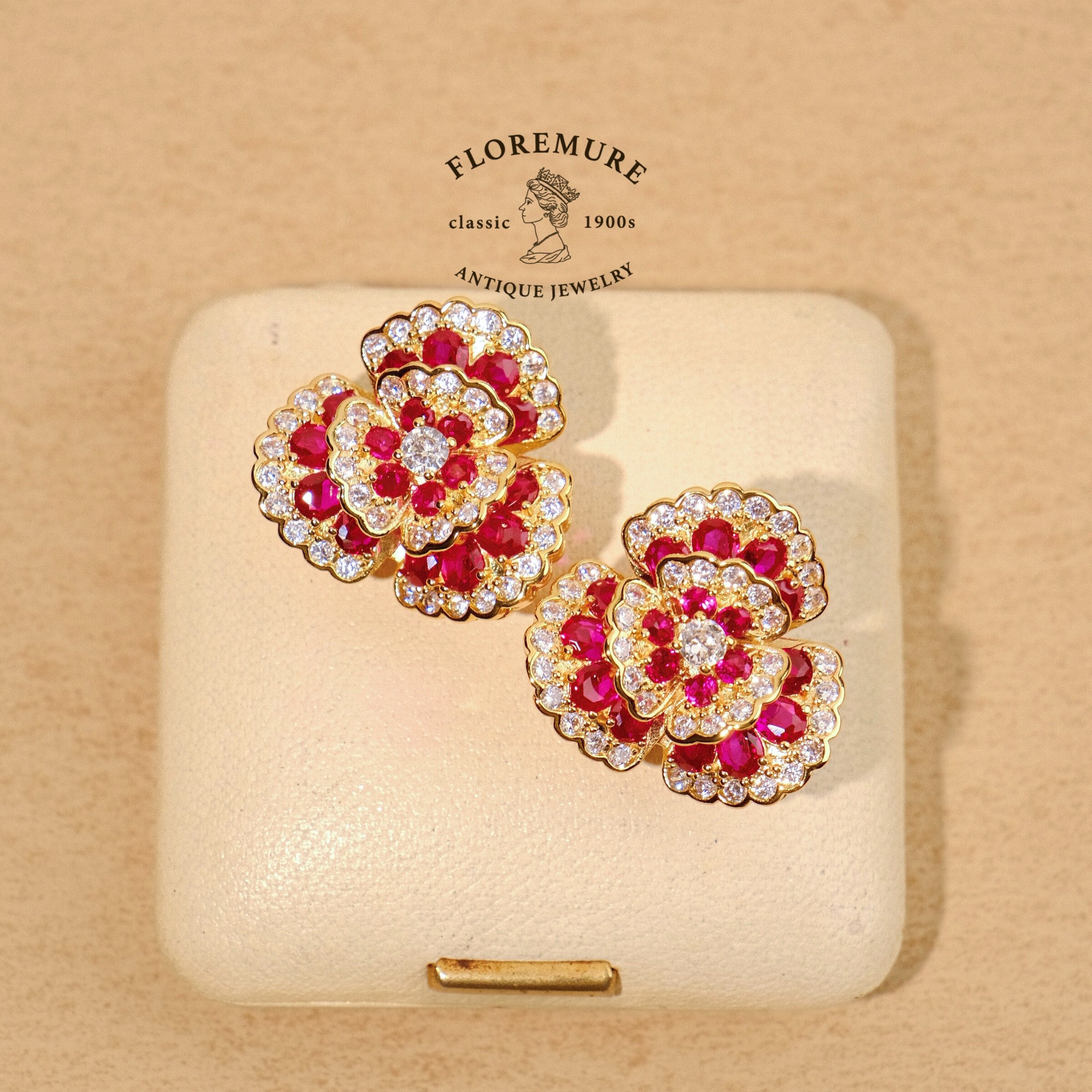 梵克@宝珠宝山茶花耳饰满镶耳夹