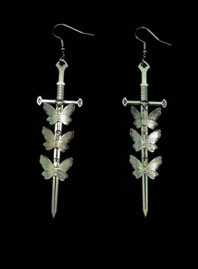 Vintage古着 Fringed butterfly sword耳饰