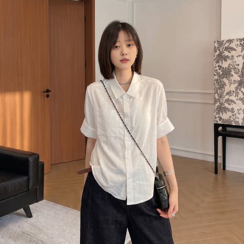 大码女装设计感纯色翻领短袖衬衫女夏季胖mm宽松巨显瘦减龄衬衣