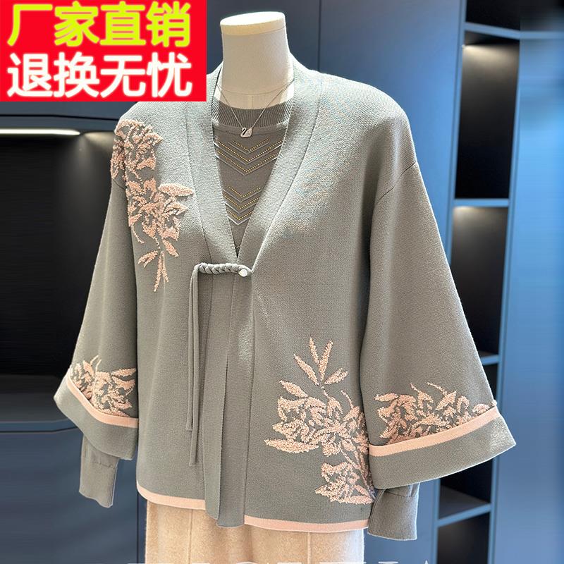 时尚中老年针织两件套女加厚秋冬新款颜色洋气刺绣妈妈装毛衣套装