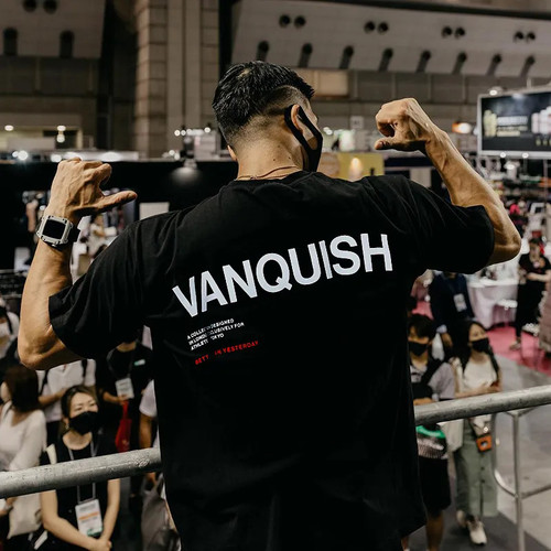 现货英国VANQUISH限定纪念款VQ男女运动健身休闲弹性圆领宽松短袖