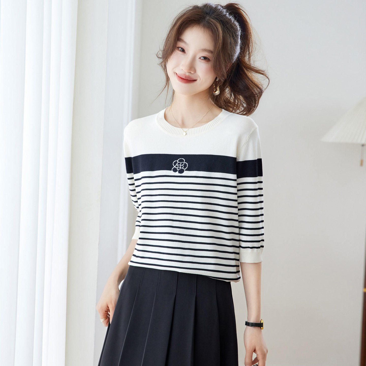 夏季新款法式高级感条纹撞色冰丝短袖t恤女薄款针织衫中袖上衣