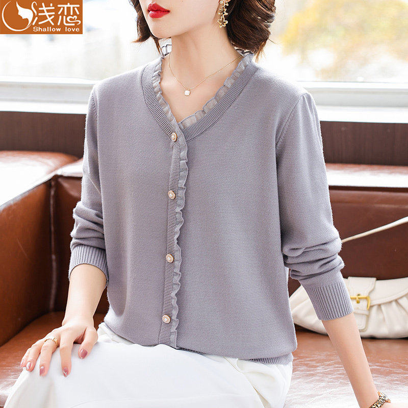 妈妈洋气大码针织上衣中年女装春装新款毛衣中老年春秋时尚打底衫