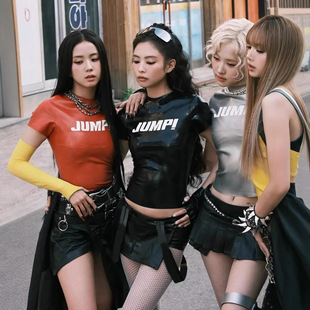 辣妹小众舞台服上衣 t恤个性 韩风明星同款 印花金属色皮面短袖