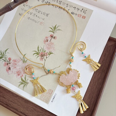 粉水晶花锁蝴蝶项圈璎珞国风汉服马面裙粉嫩少女百搭款项链可拆卸