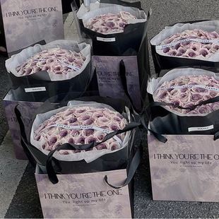 抱抱桶手提袋乌梅子酱鲜花花束手拎袋情人节花艺礼盒包装袋现货