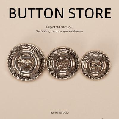 毛衣开衫扣子高端精致时尚衣服