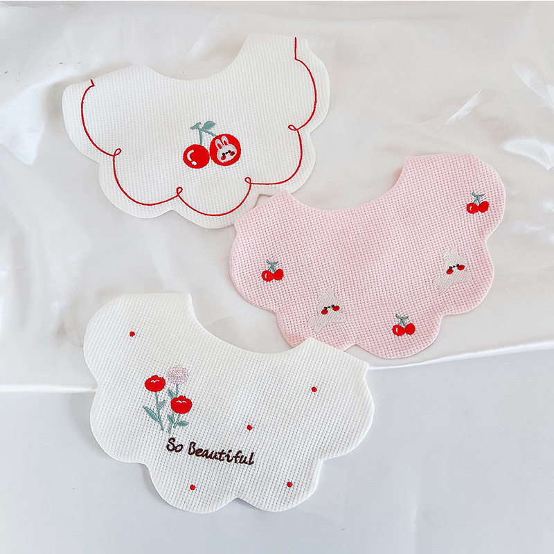 韩版婴儿棉质围嘴防吐奶口水巾华夫格男女宝宝新生儿围兜卡通兔子