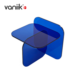Side vaniik 意式 艺术设计阳台休闲玻璃咖啡桌Sol 边几茶几 Table