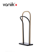 意式 艺术设计大平层样板间客厅玄关 Clothes vaniik Valet 衣帽架