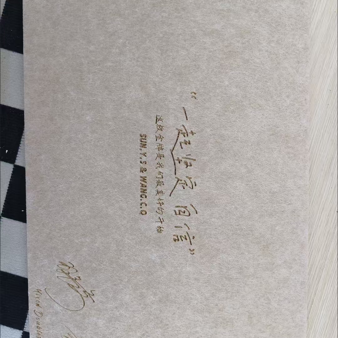 定制金属徽章板收纳logo签名渐变彩色印刷毛毡扎板动漫卡通刻图案