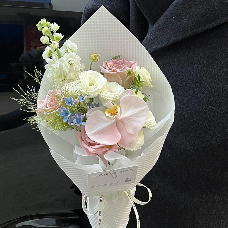 见面小花束玫瑰花送女友生日鲜花同城速递配送上海北京杭州花店