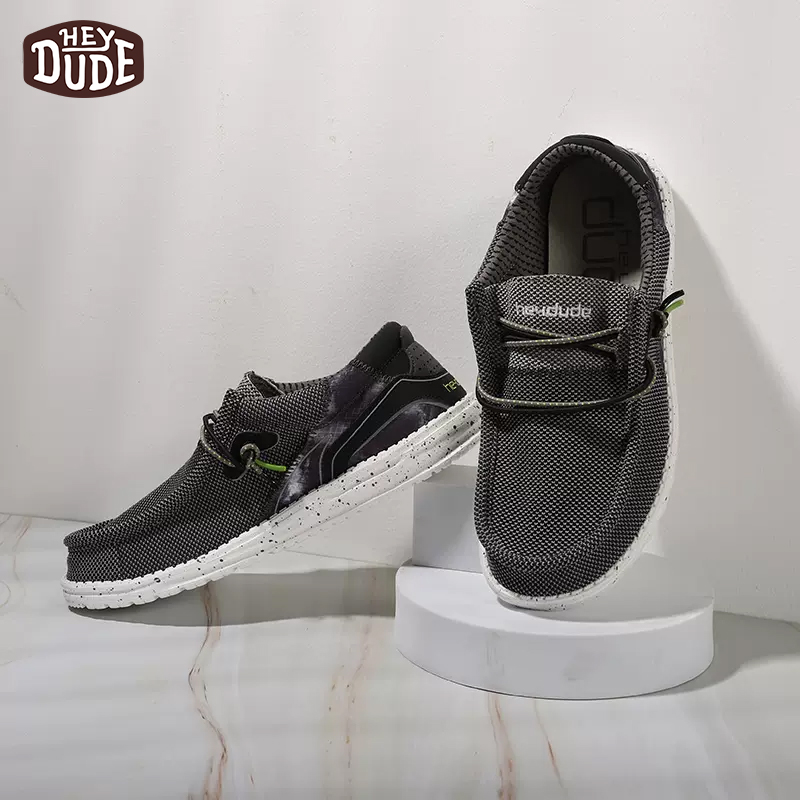 都德轻巧柔软可机洗运动休闲鞋