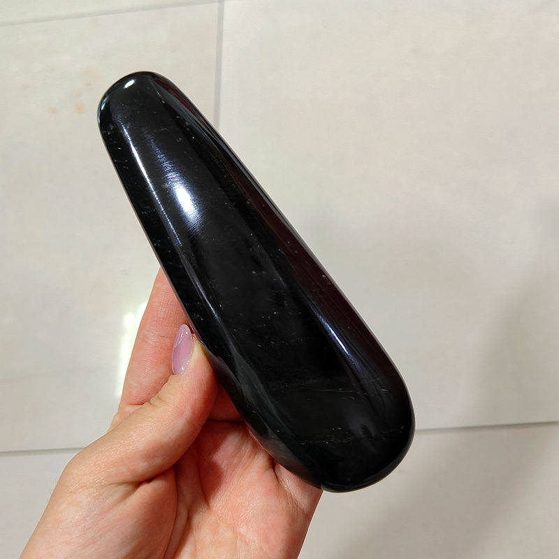 新疆黑青黑羊脂修型顺手把件玩料