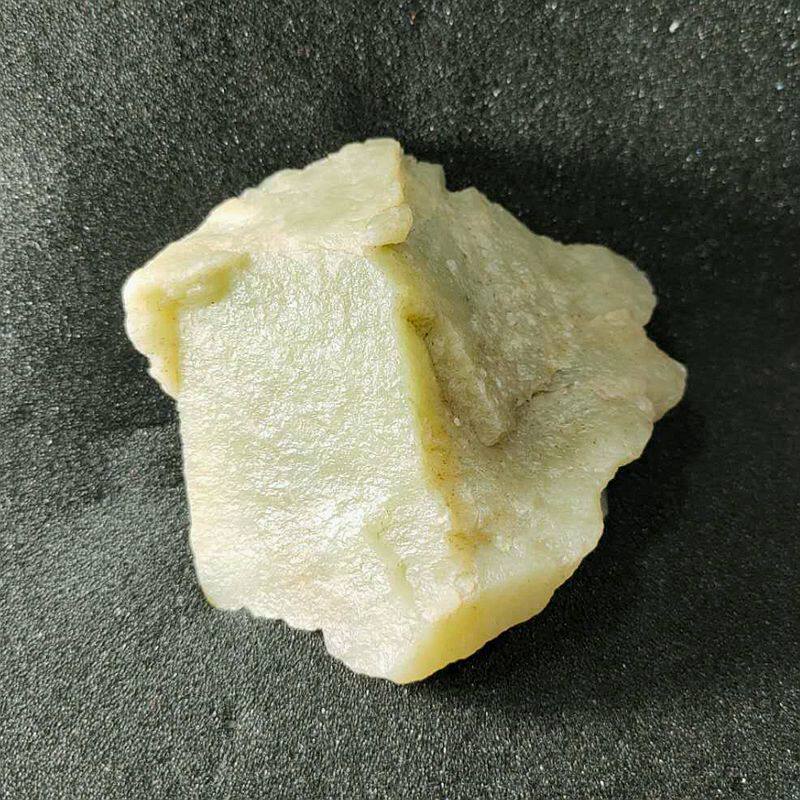 630克和田玉黄玉山料原石 若羌黄口料天然玉石明料牌子料老矿料