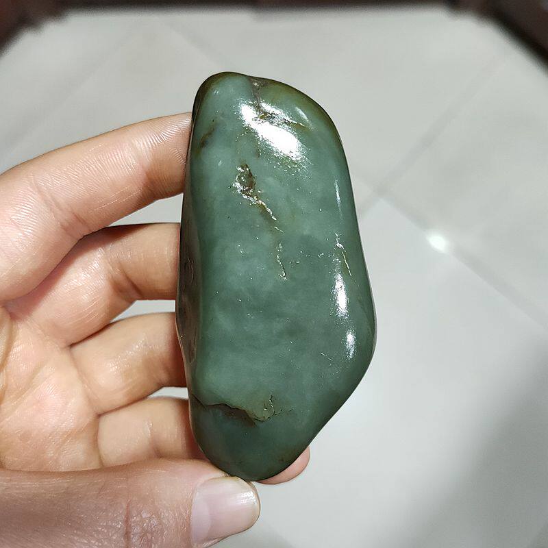 沙枣青籽料顺手把件玩料雕刻料