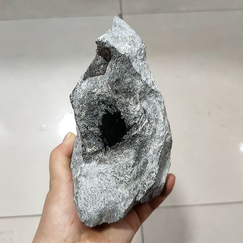 3斤重和田玉塔青玉山料原石 黑羊脂黑青玉大块玉石原料作料牌子料