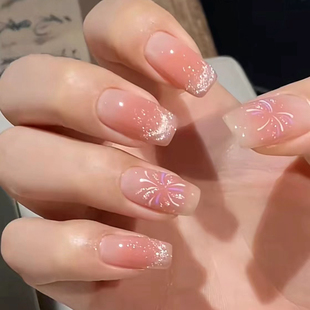 穿戴甲2024新春烟花美甲气质中长甲黄黑皮显白裸色系手作美甲片