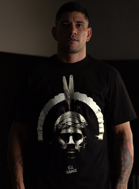 UFC Pereira佩雷拉 同款小领口重磅水洗街头Vintage复古长短袖T恤