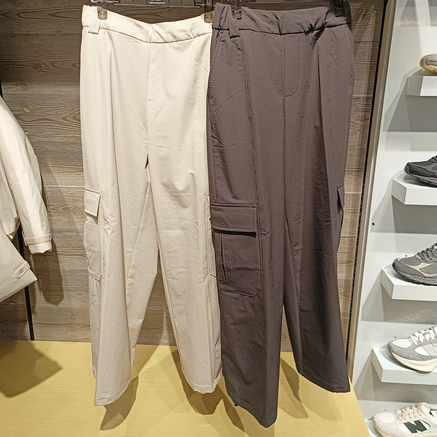 NB女子宽松保暖工装长裤