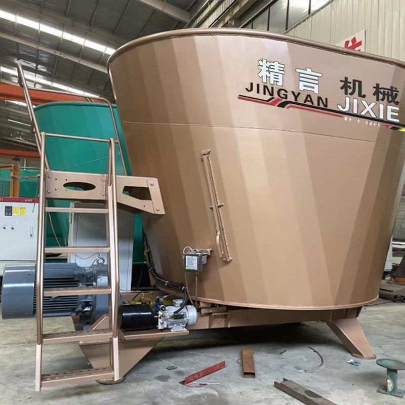 立式tmr牛羊草料搅拌机饲料搅拌机全日粮饲料搅拌机全自动拌料机