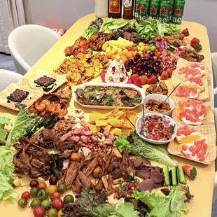 过年聚餐聚会牛皮纸一次性桌布食品级加厚食物专用隔油海鲜烧烤纸