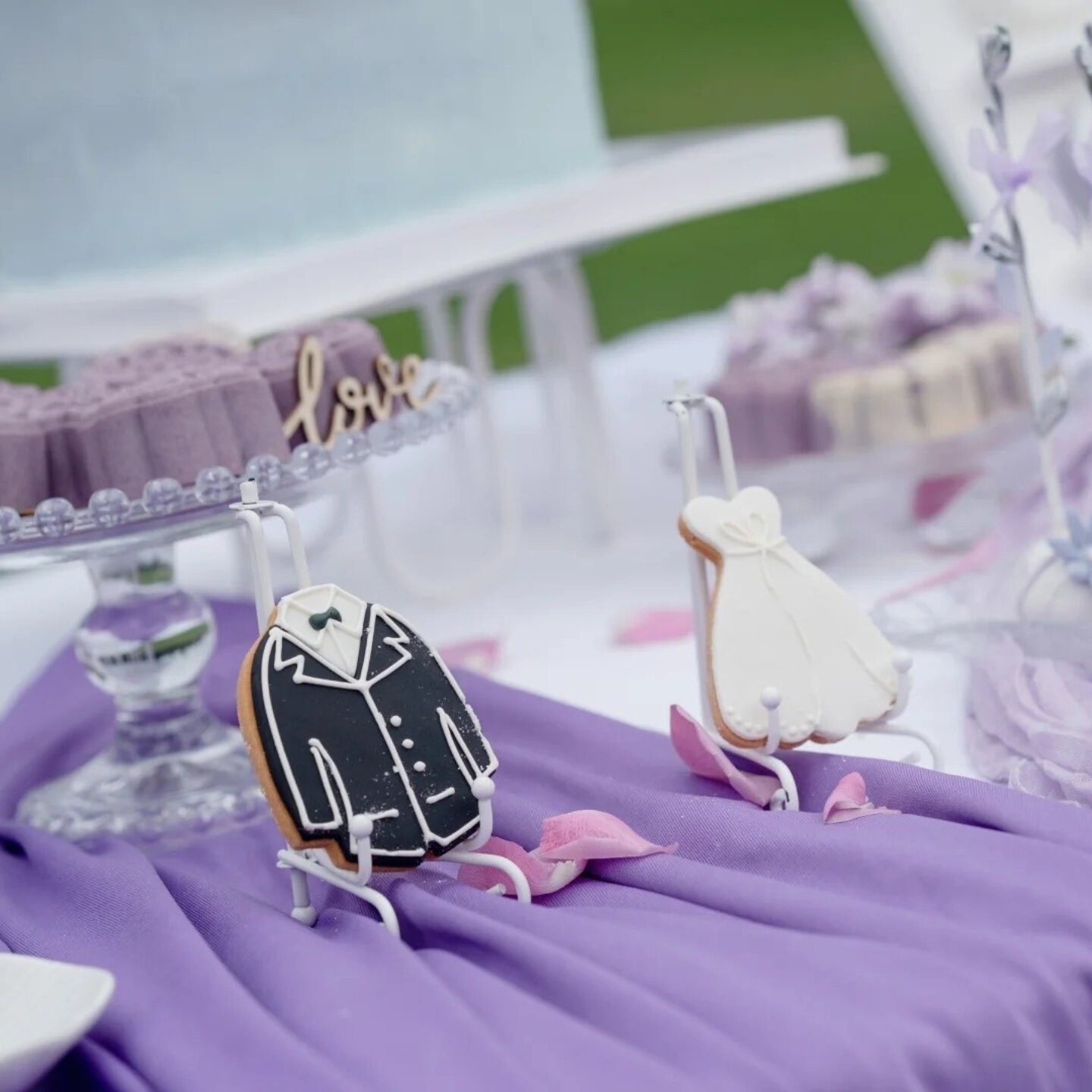 紫色系甜品台布置婚礼订婚结婚蛋糕装饰摆件烘焙插件迷你支架桌布