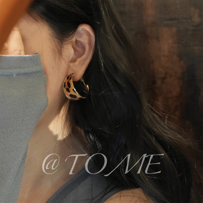 Tome/复古独特个性豹纹C形耳环女小众设计感高级气质耳钉耳饰