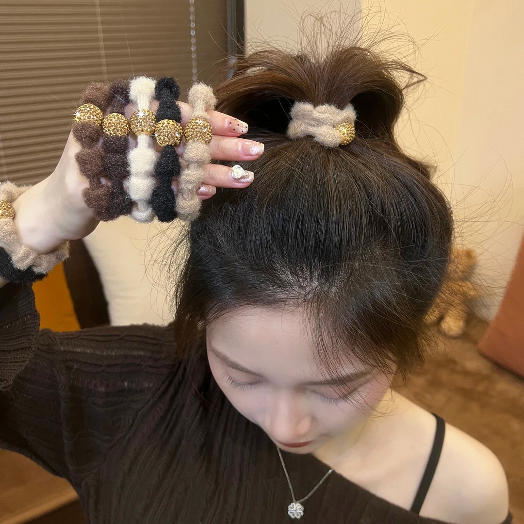 2025秋冬毛绒发绳气质不伤发高端发圈百搭女扎马尾高弹力耐用头绳