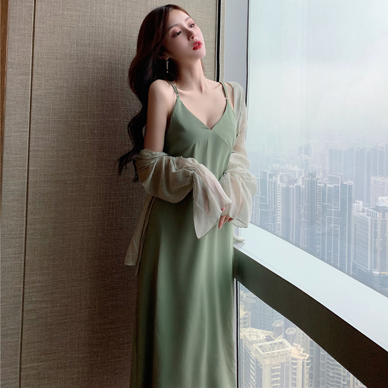 网红套装裙洋气很仙的2019夏装新款吊带连衣裙减龄气质两件套女潮热销293件需要用券