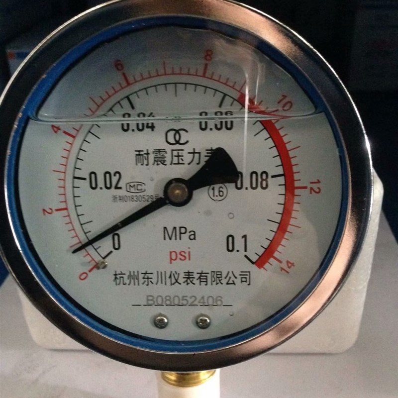 YN100直径耐震压力表4分G1/2抗震防震水压油压气压液压1.6/100MPA