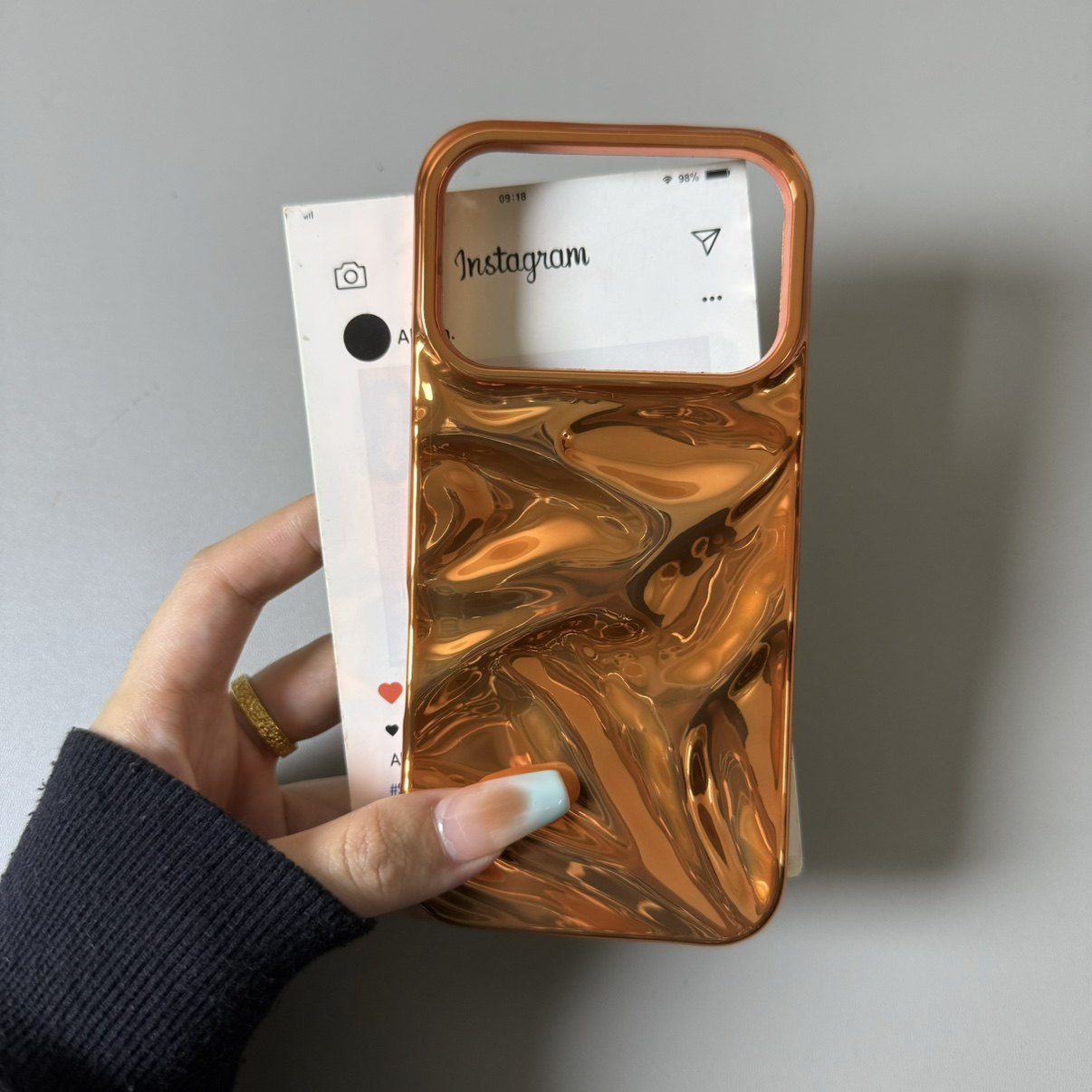 小众ins脏橘色电镀褶皱软壳适用iPhone17手机壳16promax苹果15/14/13纯色简约