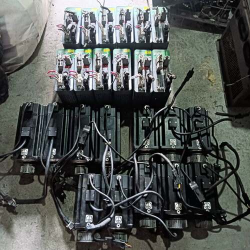 可维修750w驱动器电机 LXM26DU07M3X 10台