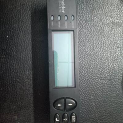 可维修 SURT UPS显示屏，型号AP9215RM-
