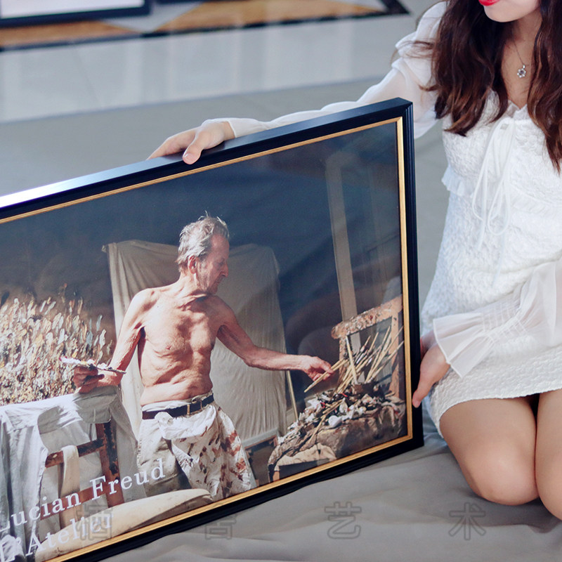 卢西安·弗洛伊德自画像法国进口原版海报小众装饰画壁画挂画定制