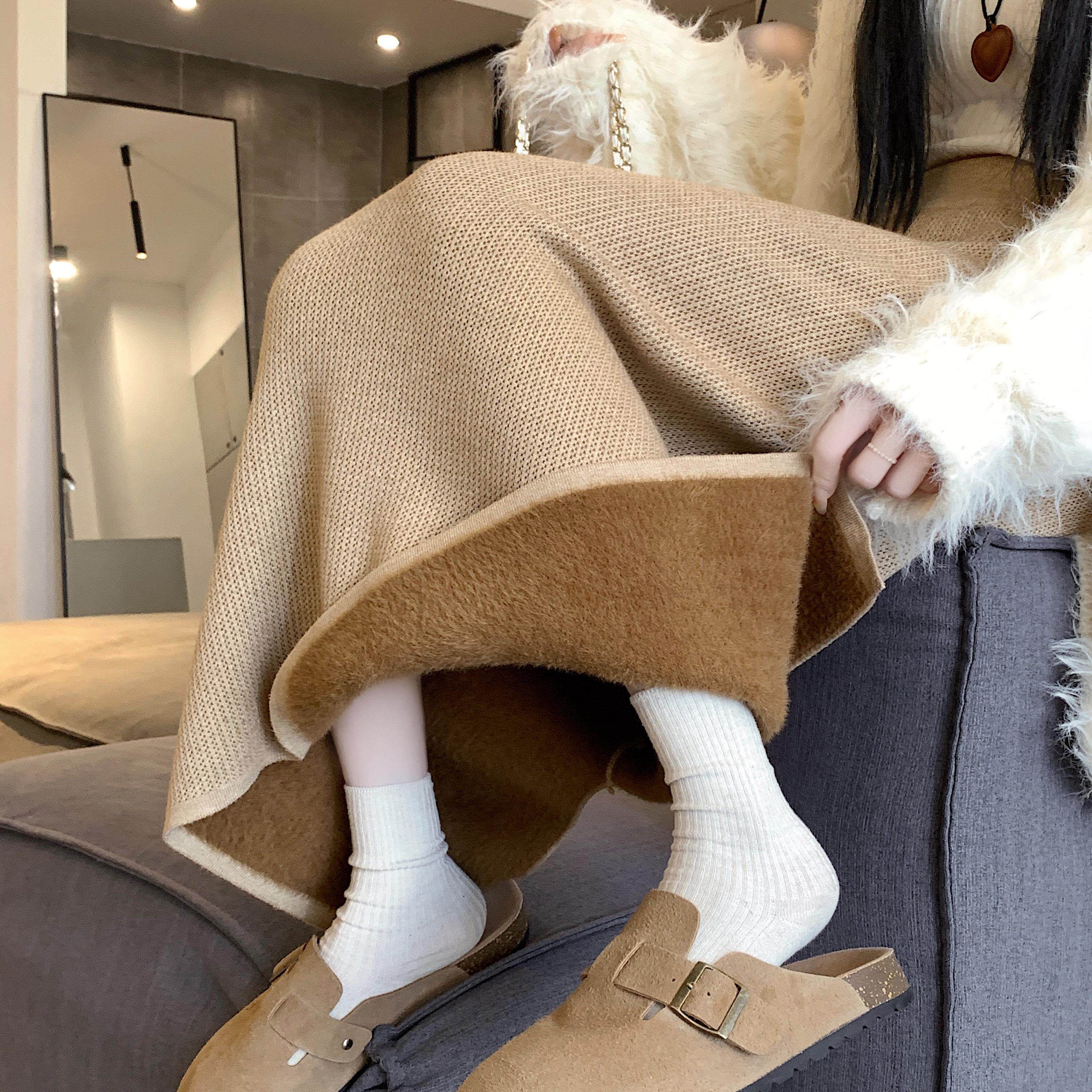 卡其色加厚针织半身裙女秋冬包臀a字裙小个子高腰开叉中长款裙子