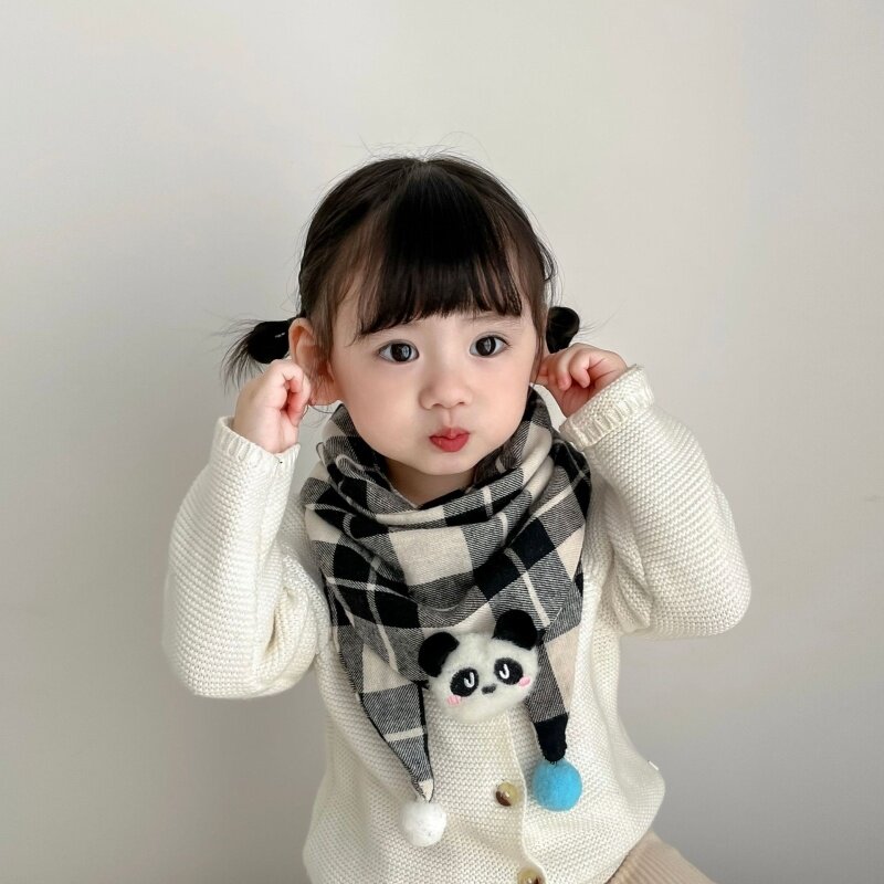 儿童围巾秋冬天防风保暖三角巾格子口水巾宝宝护颈围脖女童软亲肤