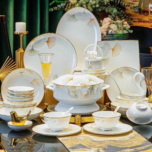 Bowl and Dish Set for Home Relocation in Jingdezhen Ceramic